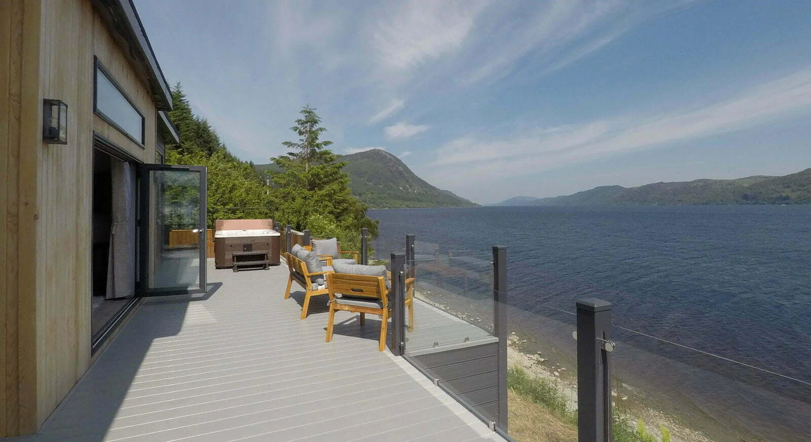 Luxury Lodges in Loch Ness